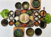 칡산에황제보쌈 은평점