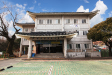 완도군립도서관