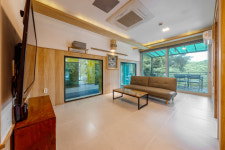 더 리썸 풀빌라