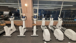 밀론 피트니스 & PT 신중동점