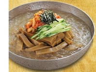 가장맛있는족발 보라매역점