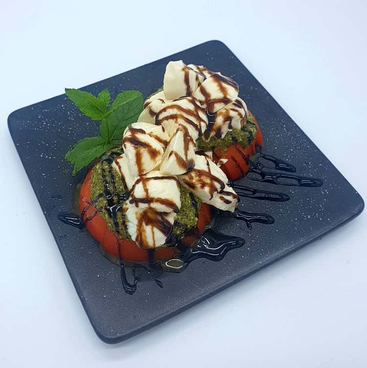 토마토 카프카제