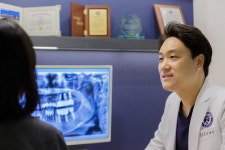 연세재신치과의원