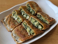 황금메밀꽃막국수