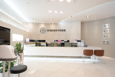 연세모먼트치과병원