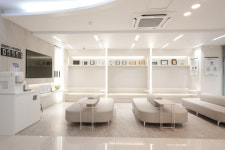 연세모먼트치과병원