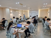 제이킴스 투페이지영어 학원 올림픽 파크 포레온 본점