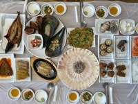 매미성코끼리조개전문 일출횟집