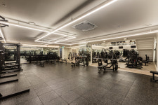 오버탑휘트니스 헬스 PT & 골프 필라테스 관악봉천점