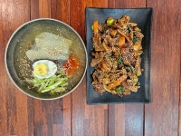 산골솥뚜껑 산남점