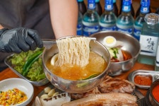 함덕흑돼지우돈향 함덕점