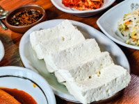 전통맷돌순두부