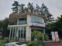 카페 까망콩 with Restaurant