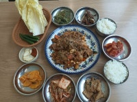 한 그릇에 담다 정읍점