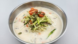 옛날잔치국수전문점