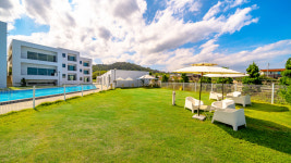 화이트7 애견풀빌라