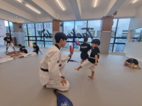 용인대더원태권도장