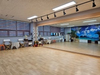 나니올라하와이훌라아카데미