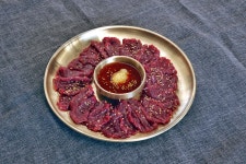 명품한우네 정육점식당