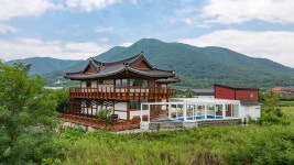 경주 한옥 한채 문고리 풀빌라 펜션