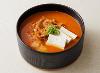 양푼생돼지김치찌개 신포본점