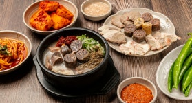 완정신의주찹쌀순대 본점