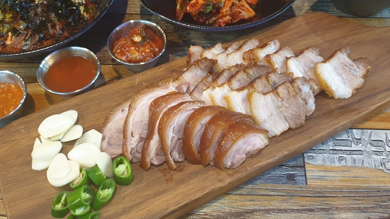 돈돈족발
