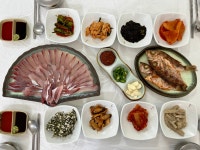 다희네민박