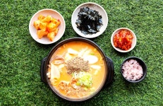 칠구네 신림동백순대&순대국 안산중앙역점