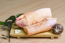 예가인즈 축산물 도소매 판매장