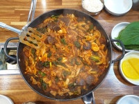 백순대본가새맛 신촌연대점