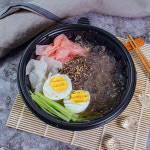 냉면스쿨&신우촌갈비국밥