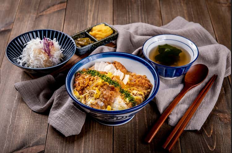 히레카츠동