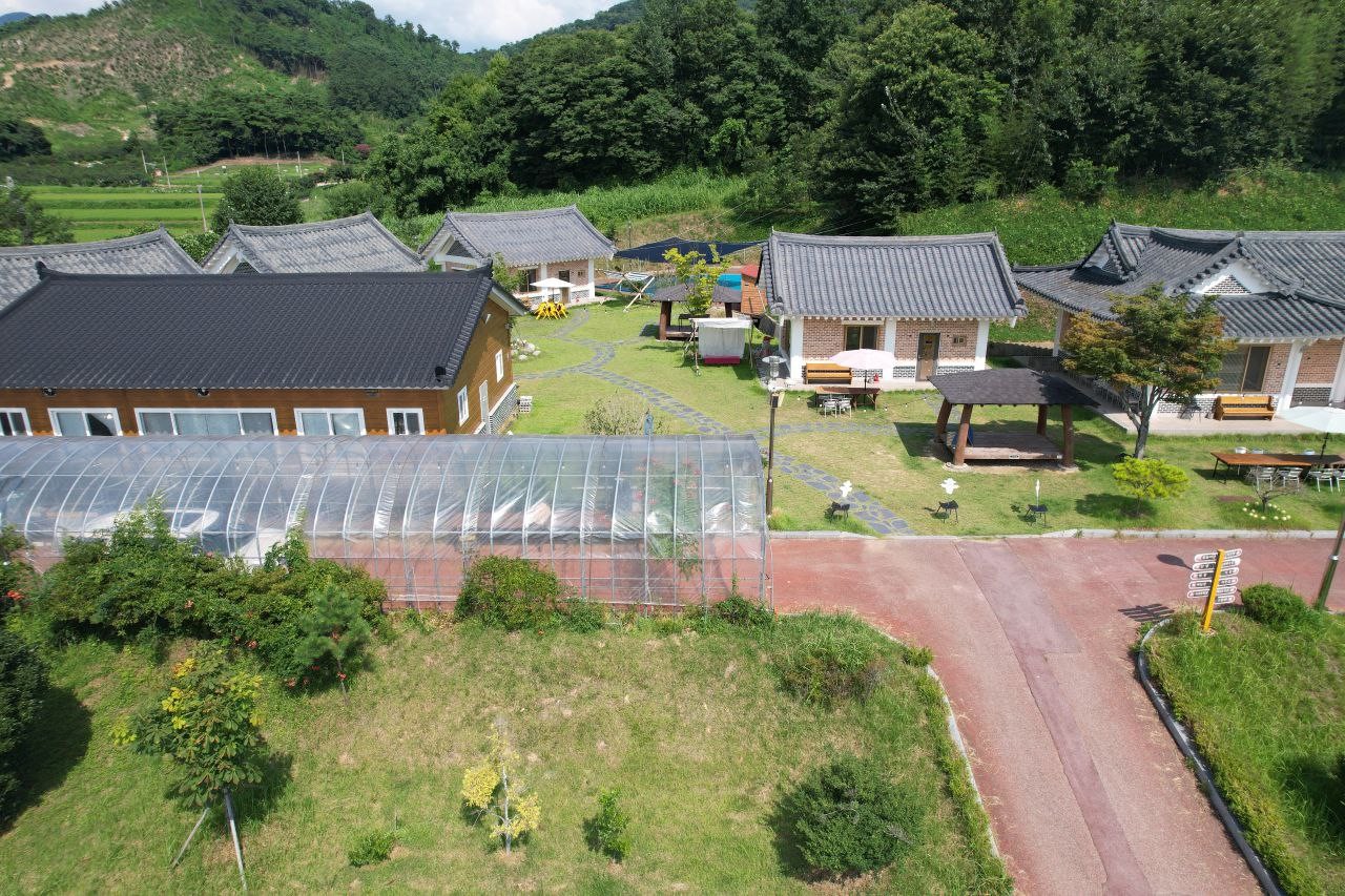 장성 달돋이마을펜션 전경