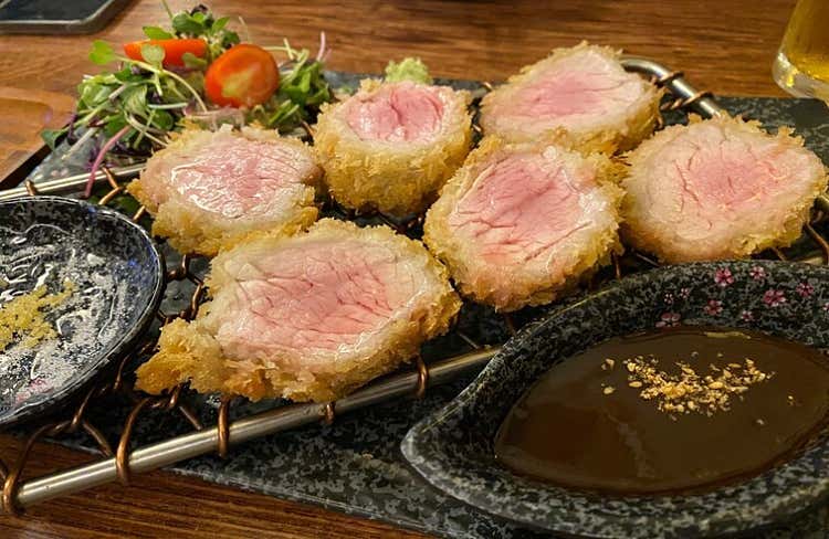 시그니처 숙성 한돈모둠카츠