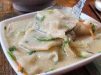 장비빔국수와 굴국밥 보쌈