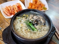 장비빔국수와 굴국밥 보쌈