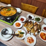 안인초가집