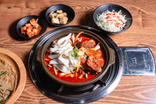 뼈대있는 매운갈비찜