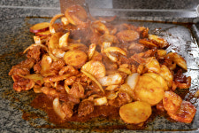 생오리돌판구이
