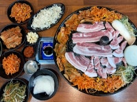 유진솥뚜껑삼겹살