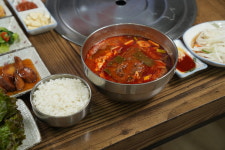 큰고개식당 아산본점