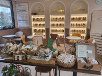 향기나는터 약초카페