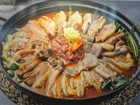 가마솥흑염소요리전문점