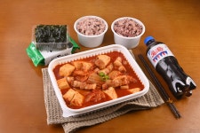 솥뚜껑김치찜&돼지찌개