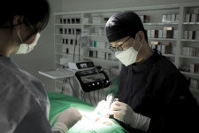 이앤백치과의원