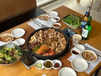 꽃돼지식당 부천신중동점