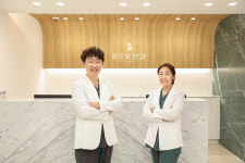 밝은빛안과의원