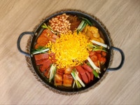 김뚜껑부대찌개 다산역점