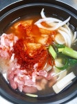 24시 누름돌 생고기 김치찌개